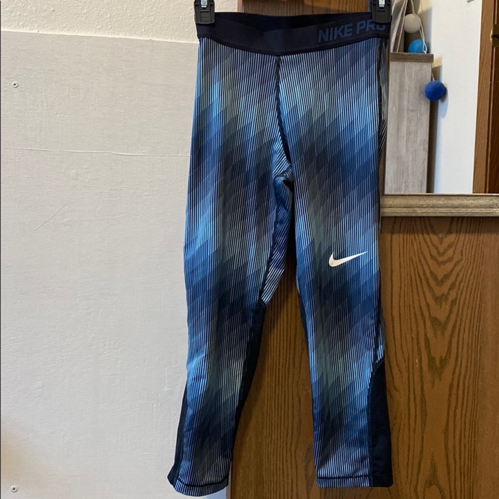 Nike workout leggings